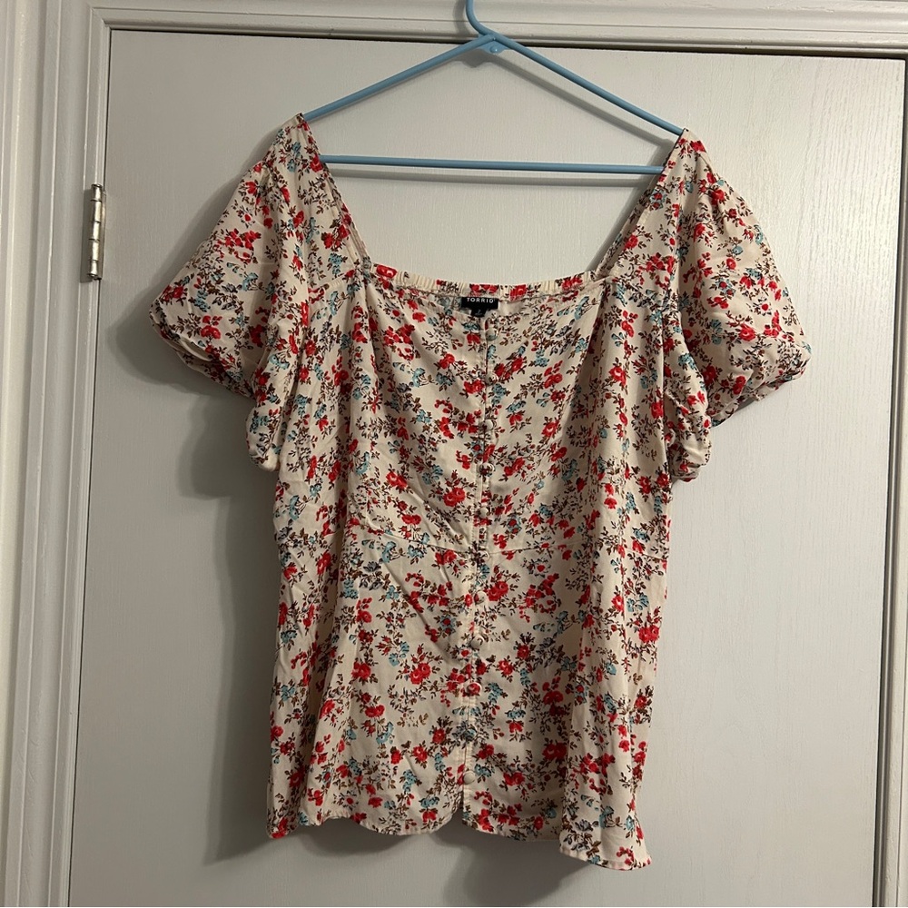 Floral Print Square Neck Top - Picture 4 of 9